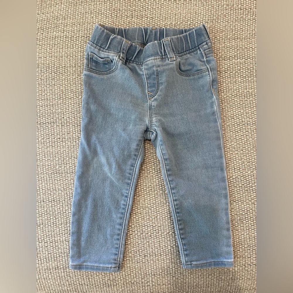 Gap baby girl jeans. 18 - 24M